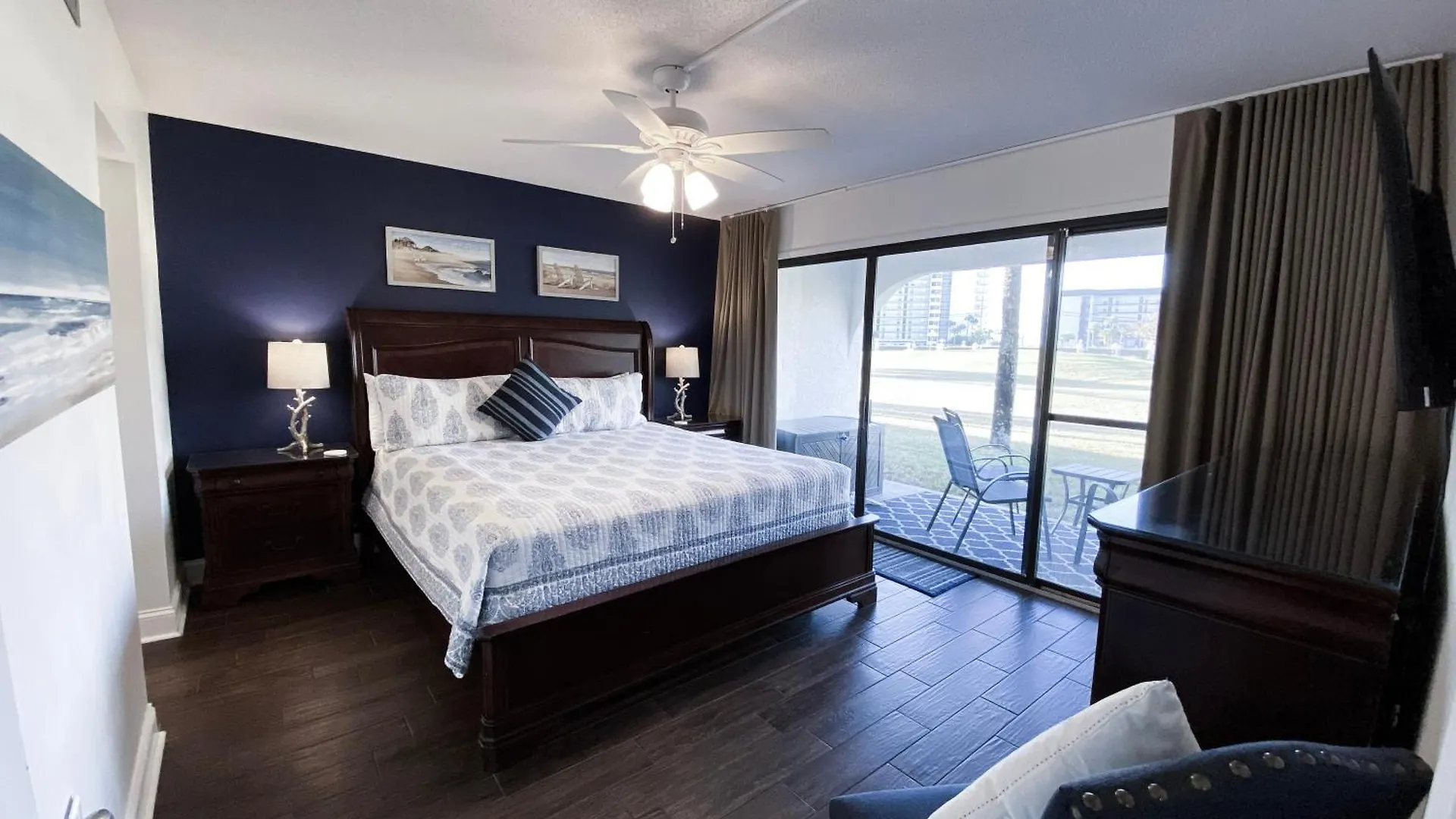 Edgewater Villa 0608 'Sunny By The Sea' Panama City Beach Holiday home