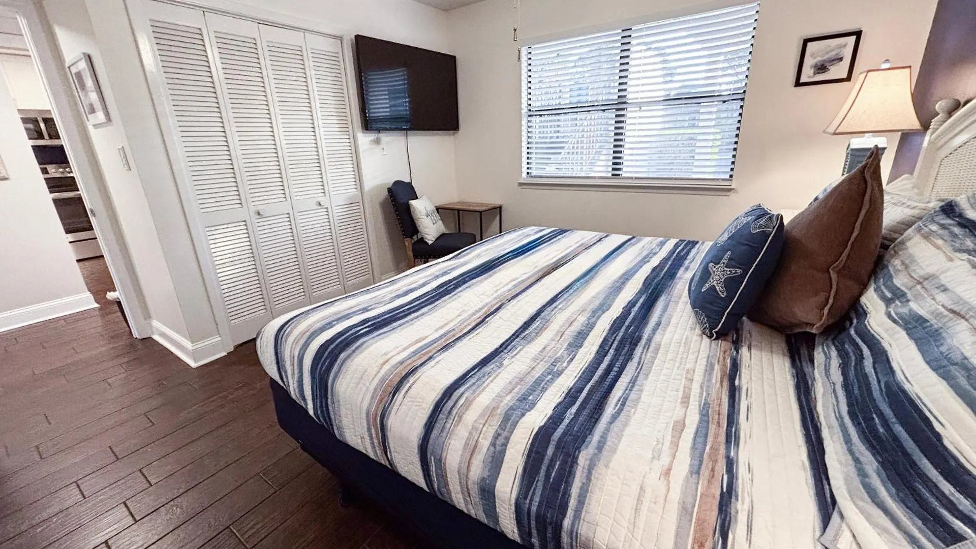 Edgewater Villa 0608 'Sunny By The Sea' Panama City Beach United States