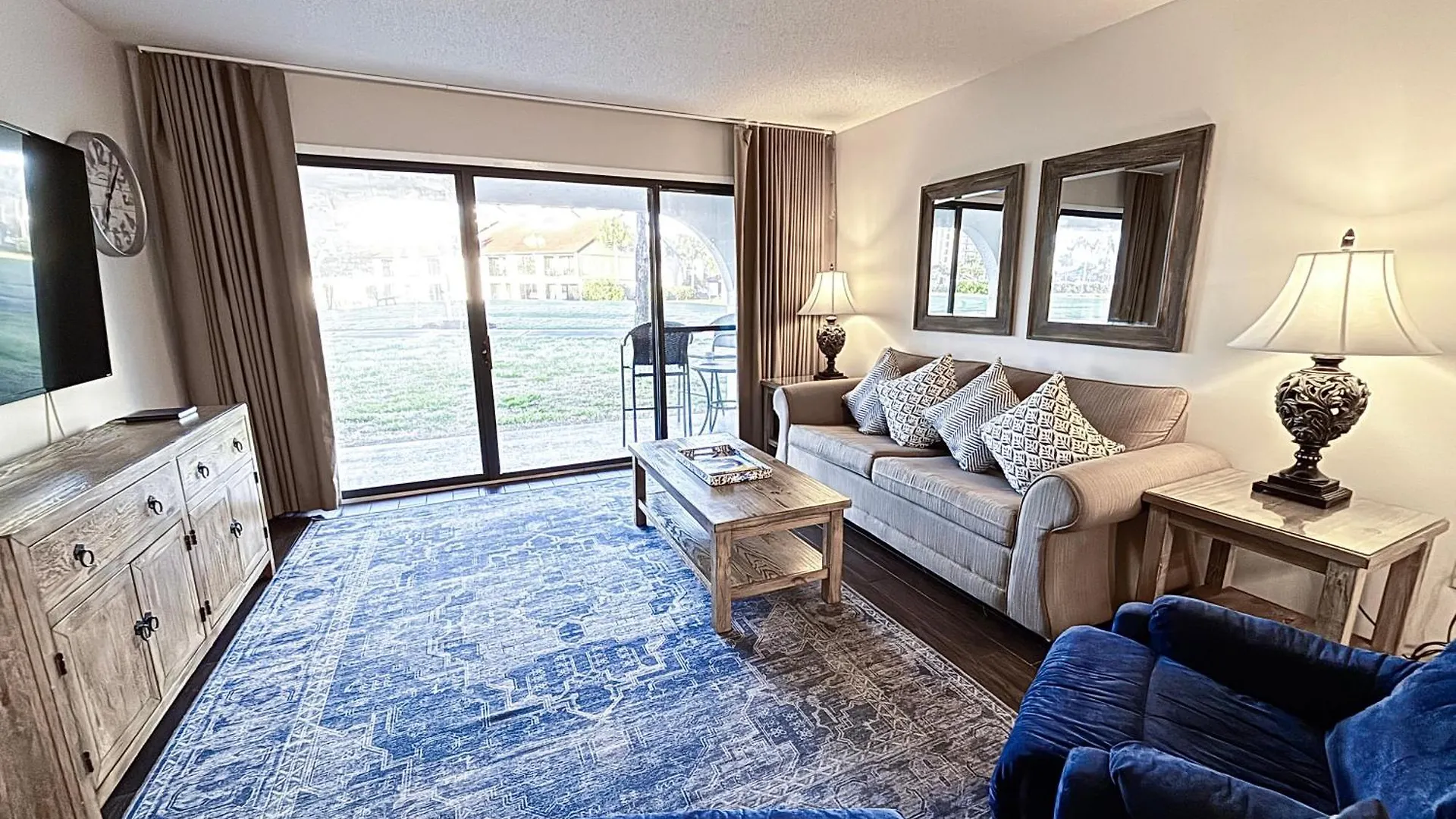 Edgewater Villa 0608 'Sunny By The Sea' Panama City Beach Holiday home