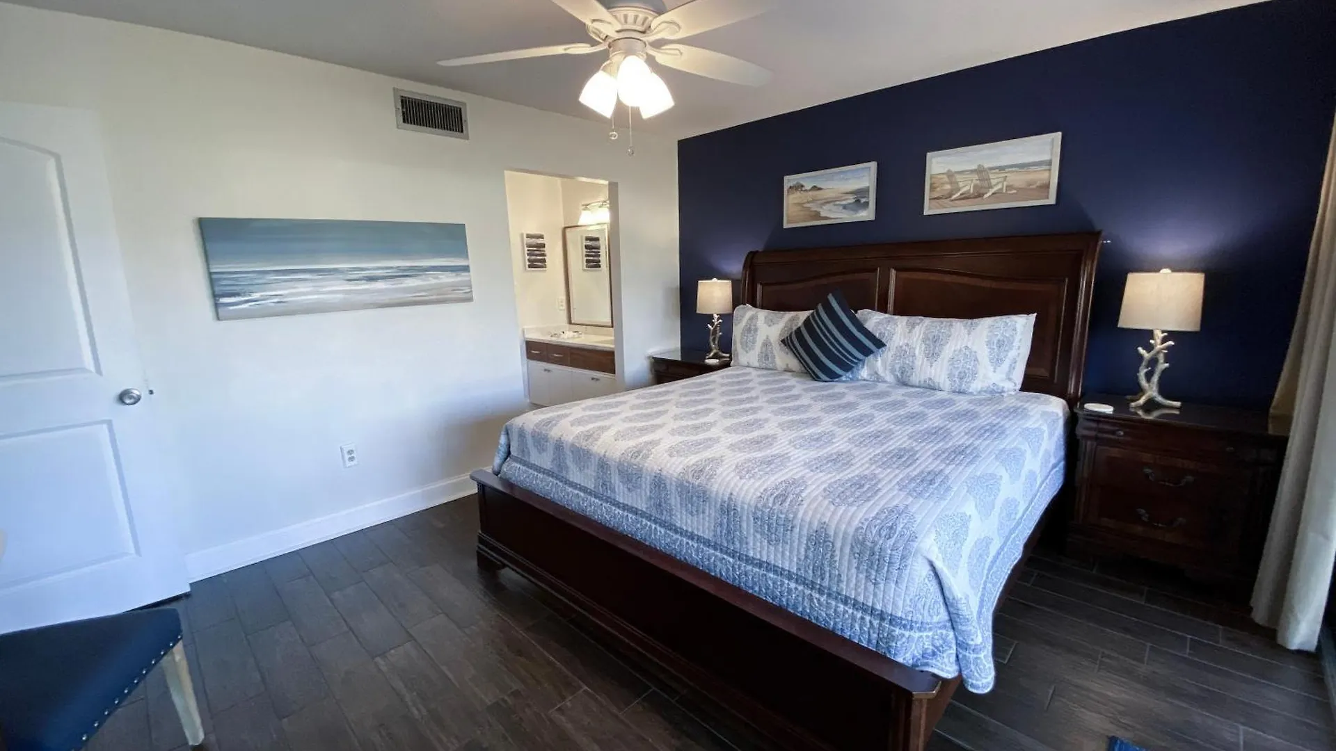 Edgewater Villa 0608 'Sunny By The Sea' Panama City Beach Holiday home